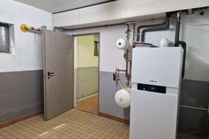 Einfamilienhaus mit Einliegerwohnung in attraktiver Hanglage - großer Garten, Doppelgarage – Die vollständige Adresse der Immobilie erhältst du vom Anbieter., 57080 Eisern, Siegen – Vorschaubild 23