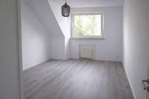 Charmante 3,5-Zimmer Dachgeschosswohnung in Mittelstadt, frisch saniert – Hochstr. 18, 58095 Mittelstadt, Hagen – Vorschaubild 5