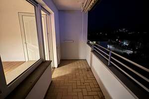 Helle 2 - Zimmer Wohnung mit Balkon im 5. Og in Köln-Merheim – Detmolder Straße 12, 51109 Merheim, Köln – Vorschaubild 8