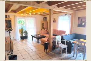 EINFAMILIENHAUS MIT GROSSER PHOTOVOLTAIK ANLAGE UND GARAGE IN TOP WALDRANDLAGE! – Fürth (Kreis) – Vorschaubild 1