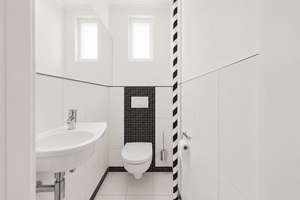 Zwischen Grüneburgpark und Opernplatz: Elegante Wohnung mit Potenzial zur Drei-Zimmer-Wohnung – Liebigstraße 18, 60323 Westend-Süd, Frankfurt am Main – Vorschaubild 12
