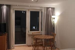 Möbliertes Apartment mit großem Balkon im Glockenbachviertel  – Jahnstraße 29, 80469 Glockenbach, München – Vorschaubild 7