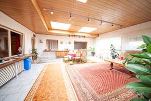 Urlaubsfeeling! Haus mit Wintergarten, riesiger Schwimm- und Fitnesshalle in Neuenhasslau! – Main-Kinzig-Kreis – Vorschaubild 17