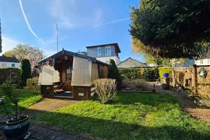 Doppelhaushälfte mit Wintergarten, großem Garten & PV Anlage – Ihr neues Zuhause wartet! – Imbuschweg 8, 45327 Katernberg, Essen – Vorschaubild 9