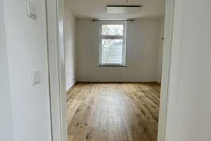 Sanierte 2,5-Zimmer-Altbauwohnung in Pempelfort – Schirmerstraße 55, 40211 Pempelfort, Düsseldorf – Vorschaubild 7