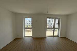 Erstbezug: Reihenmittelhaus mit EBK und Garten in Köfering – Fugger Hof 8, 93096 Regensburg (Kreis) – Vorschaubild 3