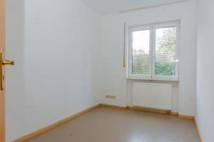 Von privat: Saarbrücken, gepflegte 3-Zimmer-Wohnung mit Südbalkon und Garage – 66115 Burbach, Saarbrücken – Vorschaubild 11
