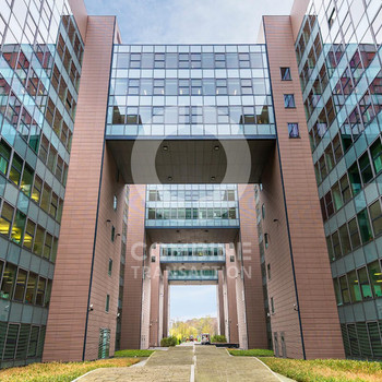 Wachsen ohne Umziehen – flexible Büroflächen. combine Transaction.