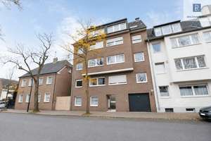 Maisonette-Wohnen mit Kamin, Balkon und Tiefgaragenstellplatz in Düsseldorf-Holthausen