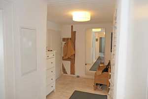 N-Kraftshof: MÖBLIERT - Exklusive 3-Zi-Whg. in idyllischer Lage, EBK, Büro, WLAN, TV-Flatscreen – Die vollständige Adresse der Immobilie erhältst du vom Anbieter., 90427 Kraftshof, Nürnberg – Vorschaubild 9