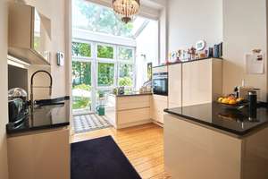 Eleganz und Exklusivität - hochwertig sanierte
Gründerzeitvilla ! – Die vollständige Adresse der Immobilie erhältst du vom Anbieter., 53115 Weststadt, Bonn – Vorschaubild 8