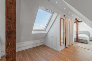 Über den Dächern von Pempelfort – Modernisierte Dachgeschosswohnung mit traumhaftem Weitblick – 40477 Pempelfort, Düsseldorf – Vorschaubild 6