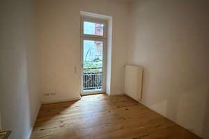 Großzügige 4-Zimmer-Wohnung mit 3,50 m Deckenhöhe und zwei Balkonen am Hofgarten (Pempelfort) – Prinz-Georg-Straße 89, 40479 Pempelfort, Düsseldorf – Vorschaubild 10