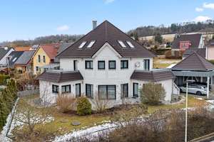 Exklusives Architektenhaus! Energieeffizientes EFH mit gepflegtem Garten in begehrter Lage – Die vollständige Adresse der Immobilie erhältst du vom Anbieter., 95463 Bindlach – Vorschaubild 24