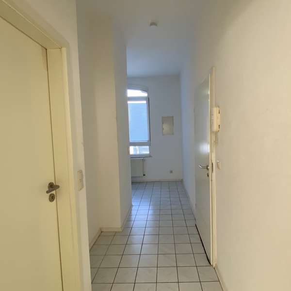 *** charmante 2-Zimmer-Wohnung - in ehem. Vorstadtvilla - kleine Terrasse - Blick ins Grüne ***