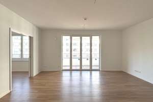 Schicke 2-Zimmer-Wohnung mit Balkon und moderner Einbauküche in Berlin