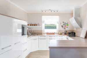 Modernes Einfamilienhaus in ruhiger Lage mit Top-Ausstattung und Solartechnik – Segeberg (Kreis) – Vorschaubild 3