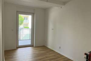 Erstbezug nach Modernisierung: Vier-Zimmer-Wohnung mit 2 Balkonen – Hildebrandstraße 30, 76227 Durlach, Karlsruhe – Vorschaubild 9