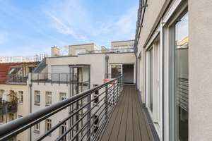 Maisonette-3-Zimmer Penthousewohnung mit Terrasse & Parkplatz nahe Boxhagener Platz – Die vollständige Adresse der Immobilie erhältst du vom Anbieter., 10243 Friedrichshain, Berlin – Vorschaubild 12