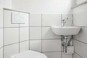 Schönes Wohnhaus mit Ladenfläche in zentraler Lage – Brunhildestraße 20, 61389 Schmitten – Vorschaubild 16
