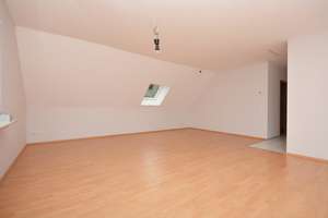 DIETZ: 2016 sanierte 3 Zimmer Dachgeschosswohnung Top modernisiert - Herrliche Wohnlage – Die vollständige Adresse der Immobilie erhältst du vom Anbieter., 64839 Münster – Vorschaubild 19