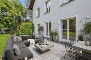 Stilvolle Villa mit parkähnlichem Südwestgrundstück in Bestlage Grünwald – Die vollständige Adresse der Immobilie erhältst du vom Anbieter., 82031 Grünwald – Vorschaubild 1