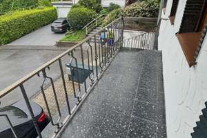 Einfamilienhaus mit Einliegerwohnung und Pool in ruhiger Lage – Die vollständige Adresse der Immobilie erhältst du vom Anbieter., 42855 Schöne Aussicht, Remscheid – Vorschaubild 2