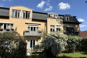 Wohnen mit Blick auf den Lessingplatz - Ruhige 3-Zimmer-Dachgeschosswohnung