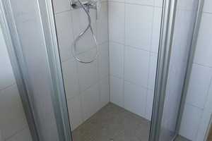 Stilvoll und ruhig: 1-Zimmer-Wohnung mit ebenerdiger Dusche und Loggia – Königsberger Str. 43, 38440 Wolfsburg – Vorschaubild 6