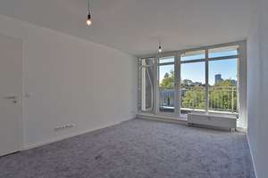 Modernisierte 2-Zimmer-Penthouse-Eigentumswohnung mit Dachterrasse – Die vollständige Adresse der Immobilie erhältst du vom Anbieter., 13587 Hakenfelde, Berlin – Vorschaubild 5