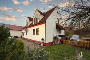 Vielseitig nutzbares Zweifamilienhaus in guter Lage – Die vollständige Adresse der Immobilie erhältst du vom Anbieter., 86692 Münster – Vorschaubild 2