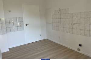 Eindrucksvolle Familienwohnung mit Wintergarten und Balkon in elbnaher Umgebung! – Die vollständige Adresse der Immobilie erhältst du vom Anbieter., 1279 Tolkewitz/Seidnitz-Nord, Dresden – Vorschaubild 7