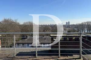 Loftartige Dachgeschosswohnung in Premiumlage – mit Blick auf die Alster – Die vollständige Adresse der Immobilie erhältst du vom Anbieter., 20148 Rotherbaum, Hamburg – Vorschaubild 9