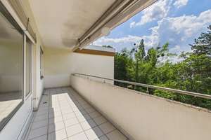 4-Zimmer-Eigentumswohnung mit Balkon und Aufzug zum Kauf in Wiesbaden – Die vollständige Adresse der Immobilie erhältst du vom Anbieter., 65191 Bierstadt, Wiesbaden – Vorschaubild 8