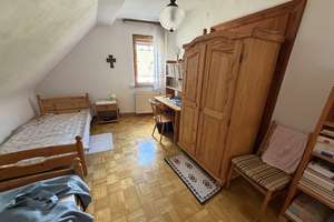 Einfamilienhaus mit vielseitigen Nebenflächen – Die vollständige Adresse der Immobilie erhältst du vom Anbieter., 97209 Veitshöchheim – Vorschaubild 8