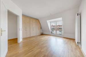Zwei Welten unter einem Dach – repräsentative Maisonette mit separater Einheit im Zooviertel – Die vollständige Adresse der Immobilie erhältst du vom Anbieter., 40239 Düsseltal, Düsseldorf – Vorschaubild 8
