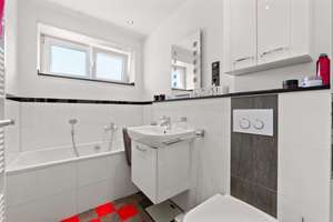 Einladender Bungalow mit modernem Ausbau und schönem Garten mit Pool – Die vollständige Adresse der Immobilie erhältst du vom Anbieter., 41189 Wickrathberg, Mönchengladbach – Vorschaubild 13