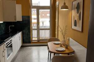 Stilvolle 4-Zimmer-Altbauwohnung mit Balkon und Originaldetails  – Admiralstraße 00, 28215 Findorff-Bürgerweide, Bremen – Vorschaubild 4