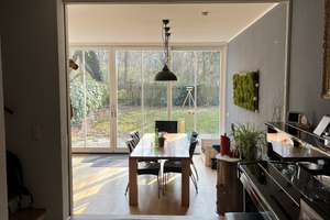 Frei von August bis Dezember:
Geräumiges voll möbliertes  5-Zimmer Haus in München Harlaching