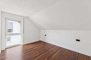 Ihr neues Familienzuhause – freistehendes, energieeffizientes EFH mit Garten in Pfullingen – Die vollständige Adresse der Immobilie erhältst du vom Anbieter., 72793 Pfullingen – Vorschaubild 12