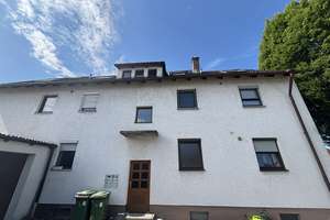 Charmante 2 Zi. Dachgeschosswohnung – modernisiert – Die vollständige Adresse der Immobilie erhältst du vom Anbieter., 93055 Schwabelweis, Regensburg – Vorschaubild 2
