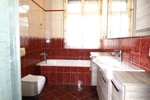 NEU-Altbauwohnung mit hohen Decken  und viel Platz zum Wohnen! – Die vollständige Adresse der Immobilie erhältst du vom Anbieter., 85057 Nordwest, Ingolstadt – Vorschaubild 14