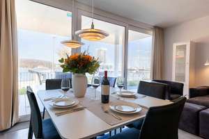 Ostseefeeling pur – Kamin, Sauna & Meerblick!
Traumhafte Ferienwohnung am Yachthafen Priwall – Die vollständige Adresse der Immobilie erhältst du vom Anbieter., 23570 Travemünde, Lübeck – Vorschaubild 8