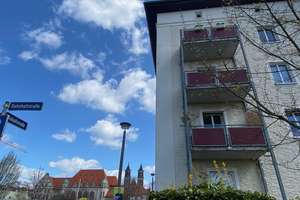 2-Zi.-Wohnung mit Balkon, Stellplatz, EBK(optional) Nähe Kulturhistorisches Museum / Hasselbachplatz – Anhaltstraße 9, 39104 Altstadt, Magdeburg – Vorschaubild 2