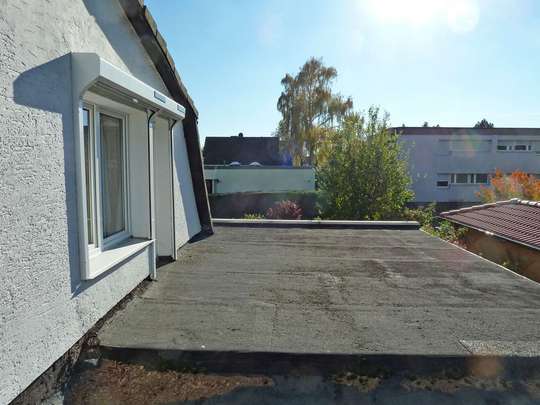Einladendes Wohnhaus mit großer Schwimmhalle - Bild 21
