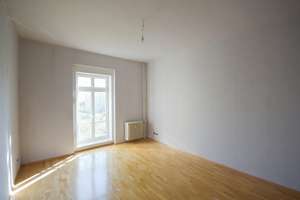 Lichtdurchflutete 2-Zimmer-Wohnung mit Charme am Strausberger Platz – Strausberger Platz 8, 10243 Friedrichshain, Berlin – Vorschaubild 7