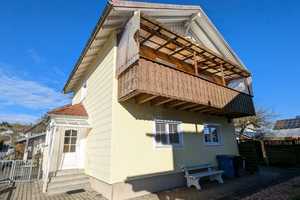 **RESERVIERT**Zum Renovieren: Ruhig gelegenes Ein- bis Zweifamilienhaus mit schönem Garten – Ferdinand-Aufschläger-Str. 44, 84359 Rottal-Inn (Kreis) – Vorschaubild 2
