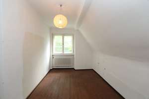 Charmantes EFH-Sanierungsobjekt mit viel Entwicklungspotential nahe Ortszentrum Frohnau – Am Rosenanger 42, 13465 Frohnau, Berlin – Vorschaubild 13