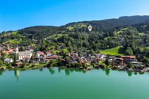Herrschaftliches Anwesen in PREMIUM-LAGE mit        fantastischem SEEBLICK oberhalb vom SCHLIERSEE! – Miesbach (Kreis) – Vorschaubild 1