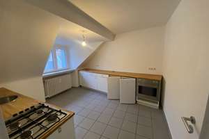 67qm 2,5 Zimmer Dachgeschosswohnung mit Küche in Köln Lindenthal Uninähe – Die vollständige Adresse der Immobilie erhältst du vom Anbieter., 50935 Lindenthal (Ortsteil), Köln – Vorschaubild 6
